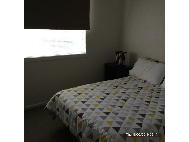 9 St Helens Ave, Lake Gardens VIC 3355