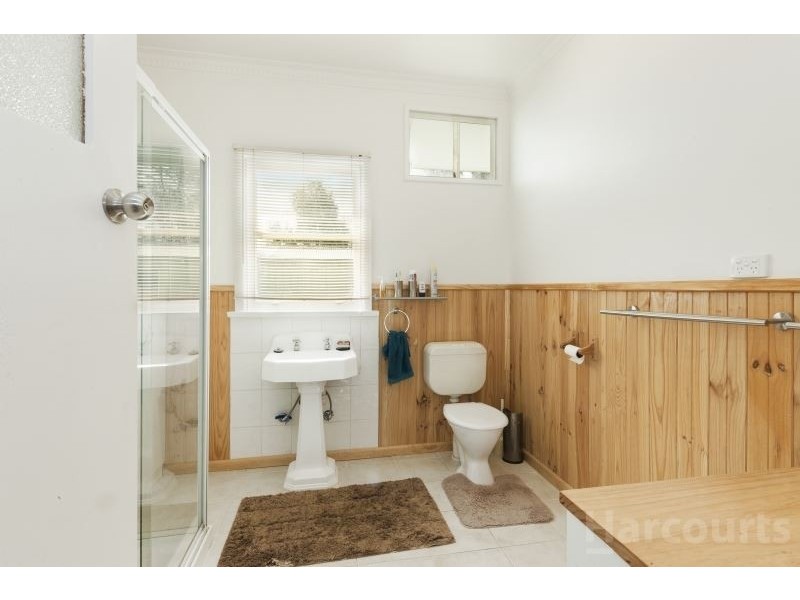 250 Clarendon-Lal Lal Road, Lal Lal VIC 3352