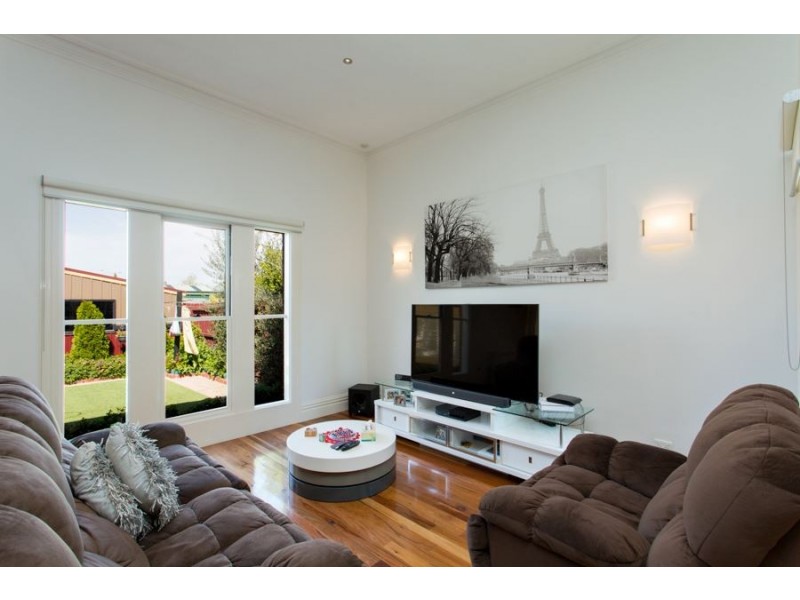 805 Macarthur Street, Soldiers Hill VIC 3350