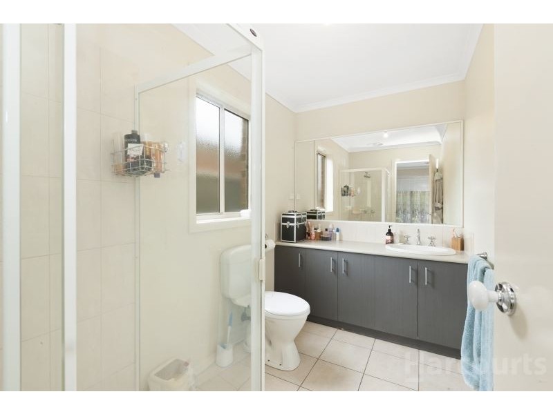 9 Hanwood Close, Delacombe VIC 3356