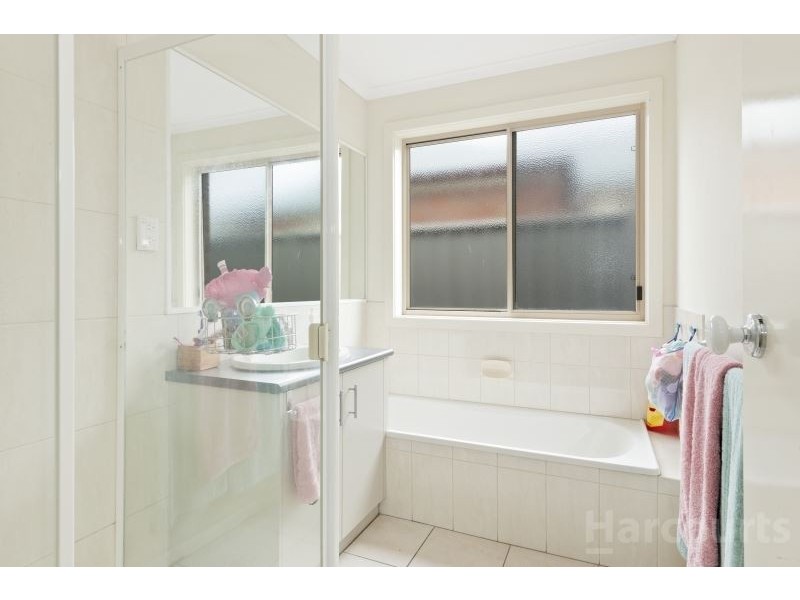 9 Hanwood Close, Delacombe VIC 3356