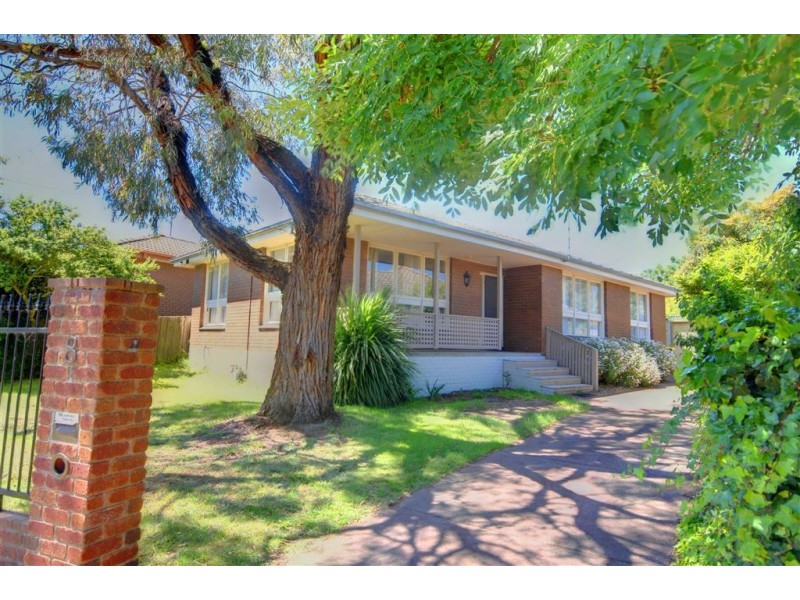 8 Maxlyn Ave, Ballarat East VIC 3350