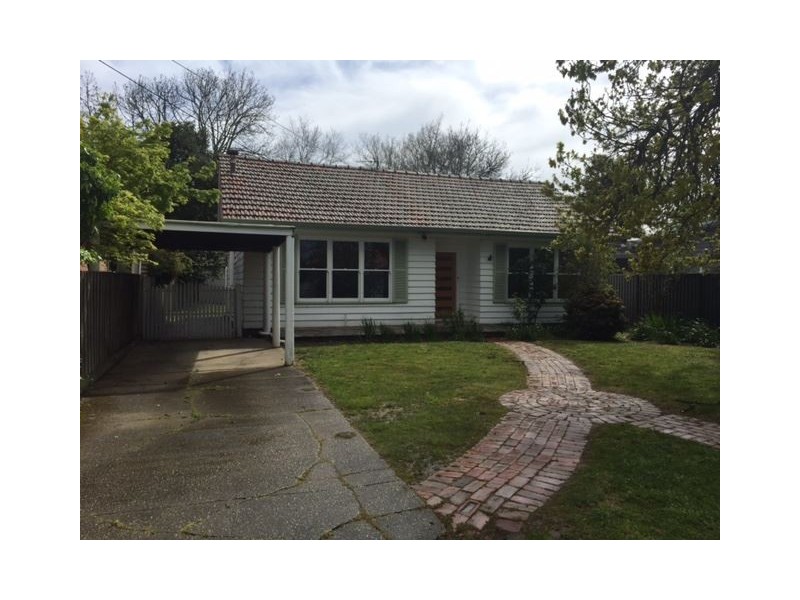 14 Cuthberts Road, Alfredton VIC 3350