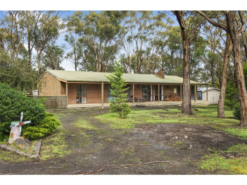132 Clarkes Road, Enfield VIC 3352