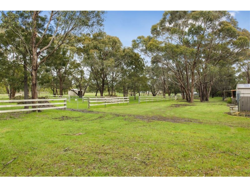 132 Clarkes Road, Enfield VIC 3352