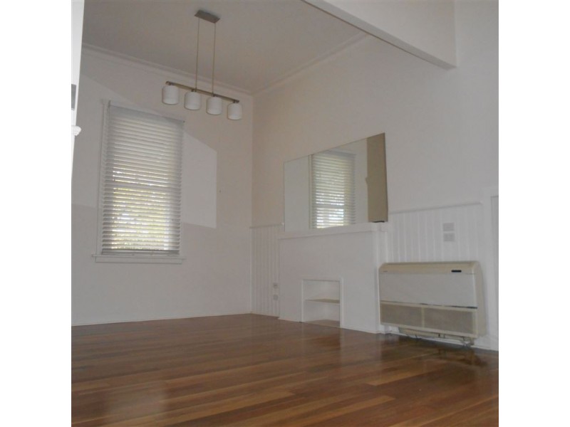 105 Clyde Street, Soldiers Hill VIC 3350