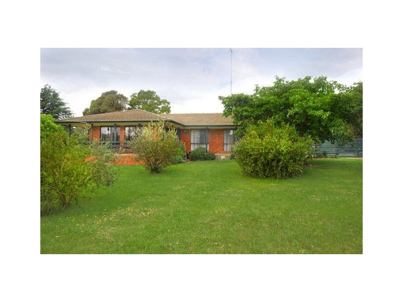 20 Springs Road, Brown Hill VIC 3350