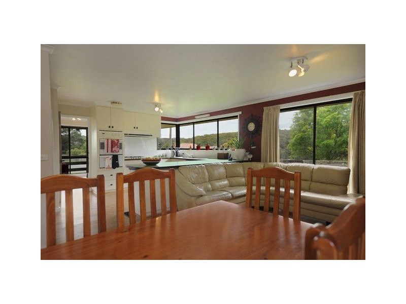 20 Springs Road, Brown Hill VIC 3350