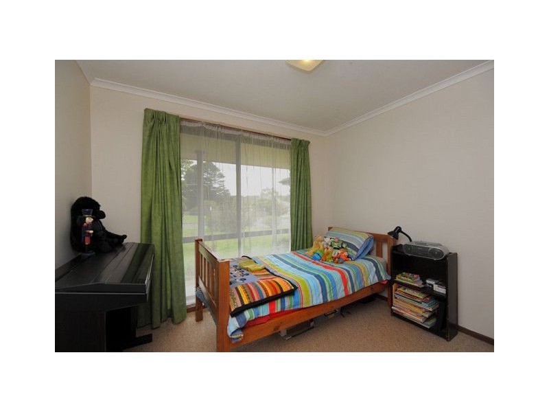 20 Springs Road, Brown Hill VIC 3350