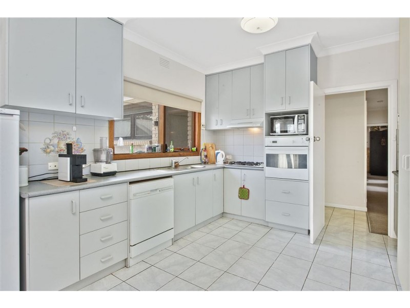 1/5 Whitehorse Road, Mount Clear VIC 3350