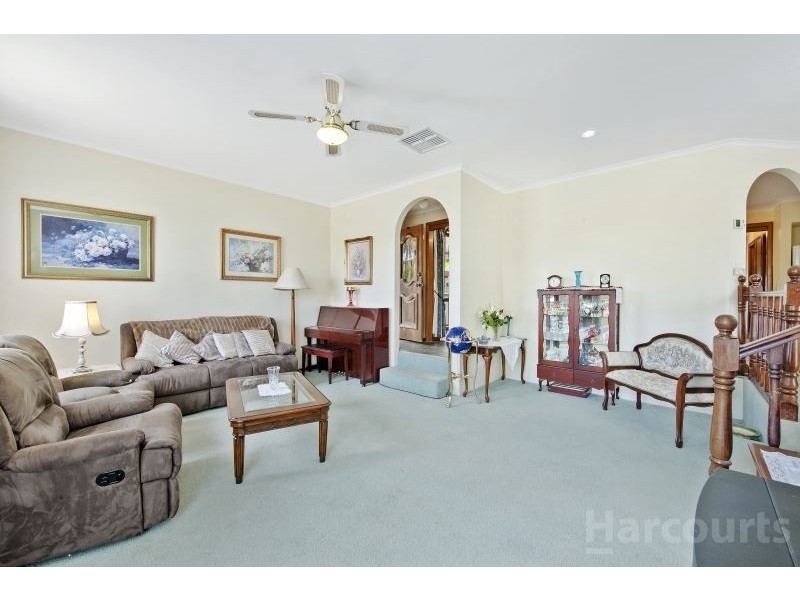 4 Fleur Court, Delacombe VIC 3356