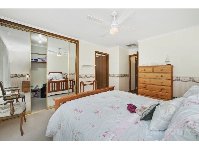 4 Fleur Court, Delacombe VIC 3356