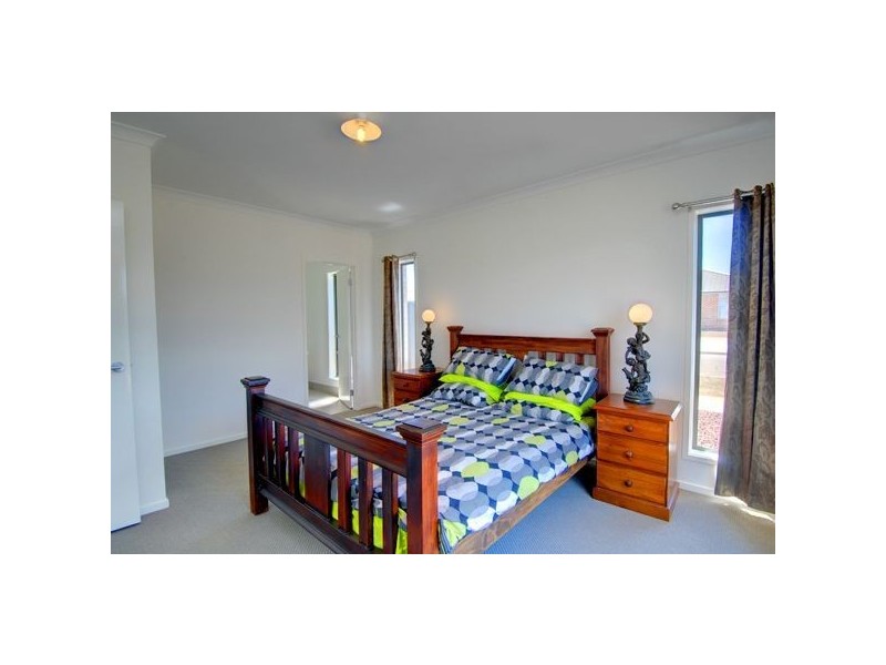 10 Brahman Drive, Delacombe VIC 3356