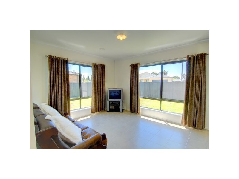 10 Brahman Drive, Delacombe VIC 3356