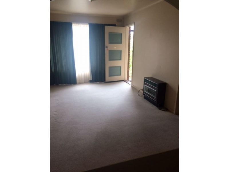 2/11 Vale Street, Alfredton VIC 3350