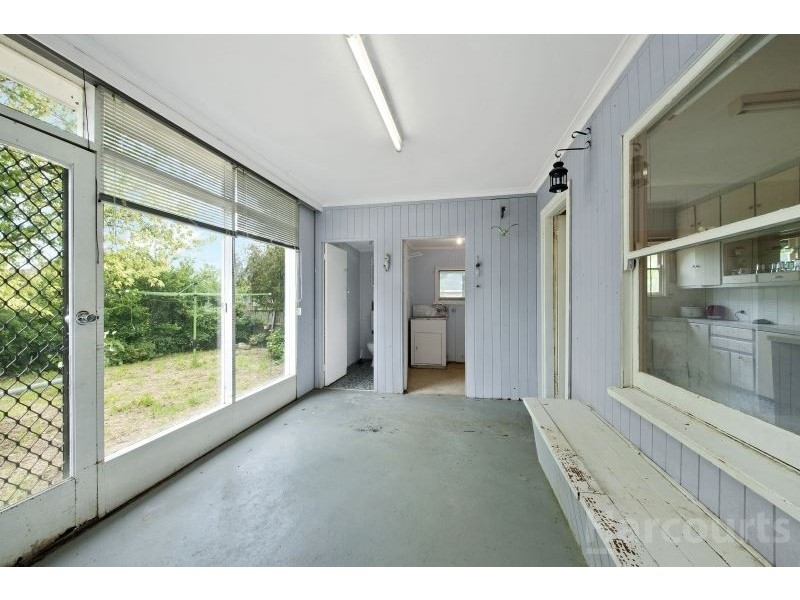 4 Lambert Street, Wendouree VIC 3355