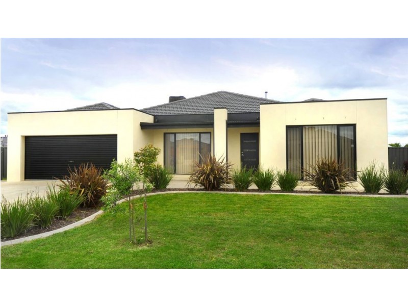 8 Polwarth Court, Alfredton VIC 3350