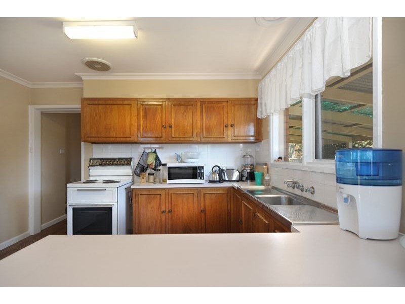 2 Locksley Street, Wendouree VIC 3355