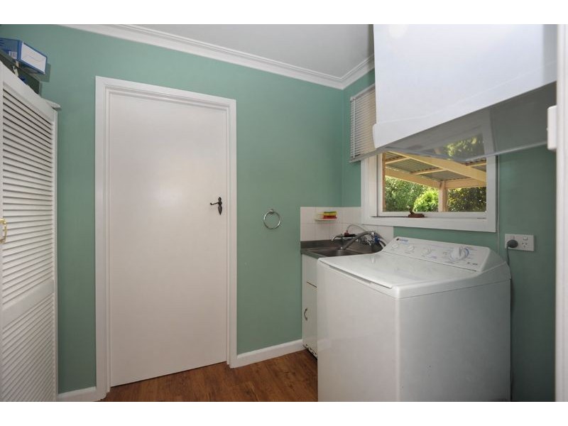 2 Locksley Street, Wendouree VIC 3355