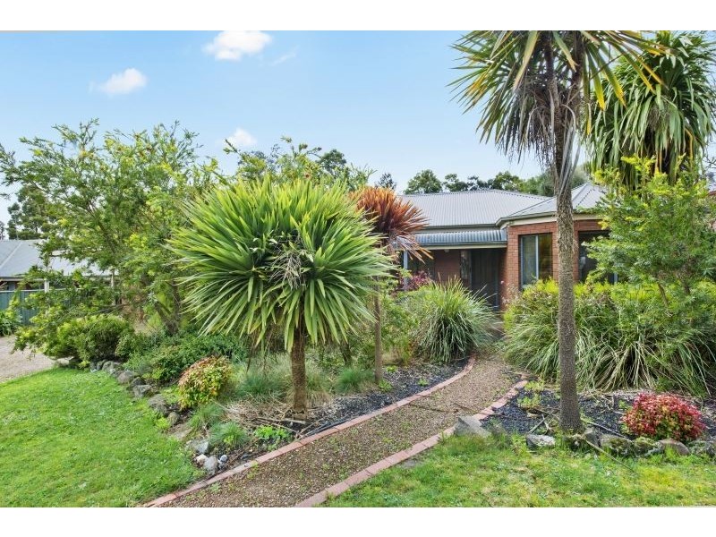5 Ploughshare Drive, Mount Helen VIC 3350
