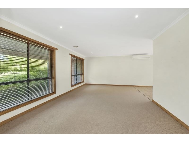 5 Ploughshare Drive, Mount Helen VIC 3350