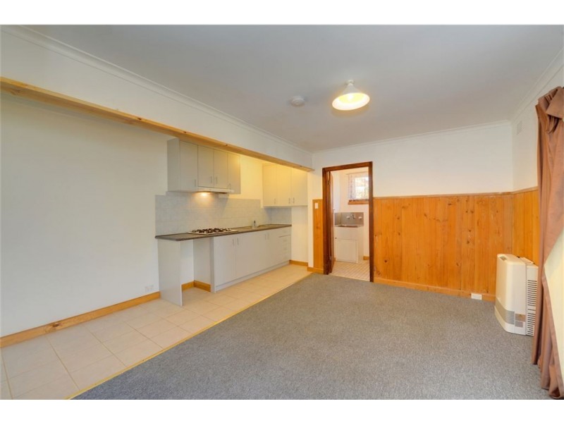 1/5 Whitehorse Road, Mount Clear VIC 3350