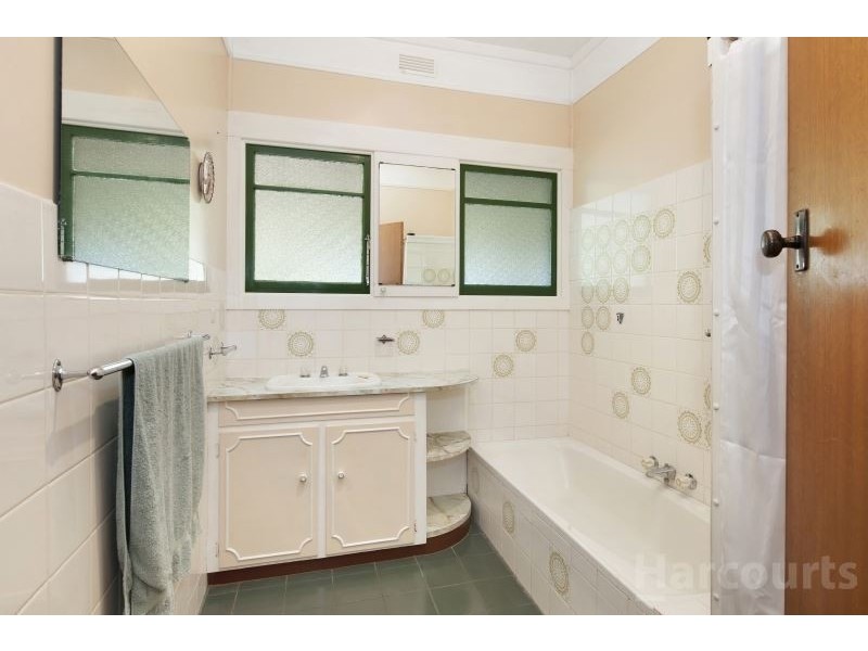 6885 Midland Highway, Scotsburn VIC 3352