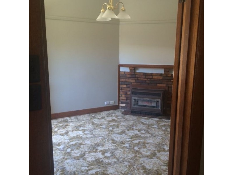 704 Ascot Street South, Ballarat Central VIC 3350