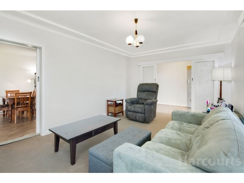 909 Talbot Street South, Redan VIC 3350