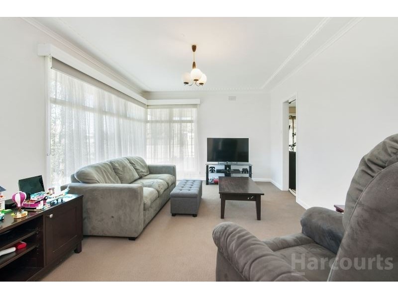 909 Talbot Street South, Redan VIC 3350