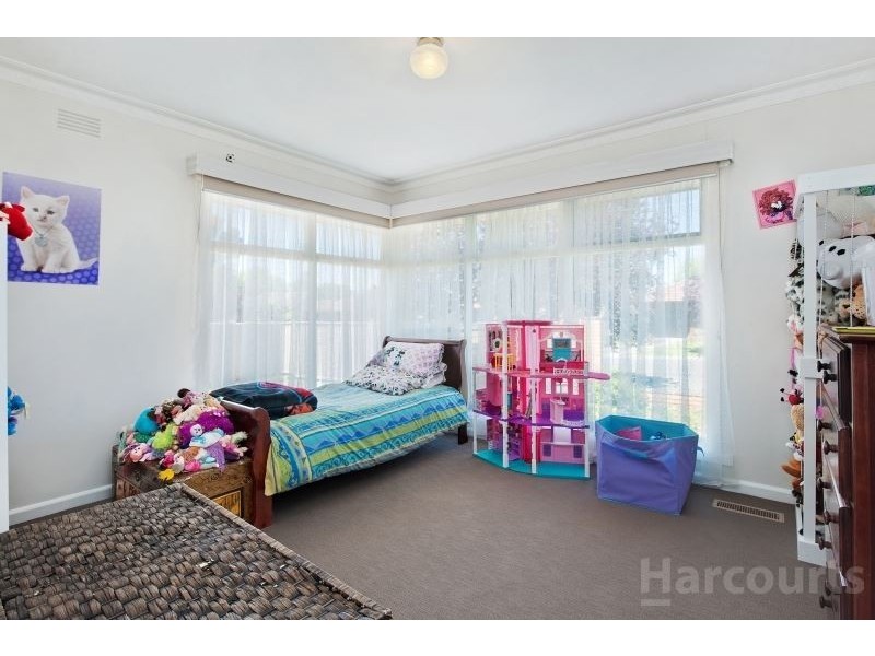 909 Talbot Street South, Redan VIC 3350