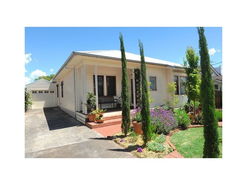 1637 Sturt Street, Alfredton VIC 3350