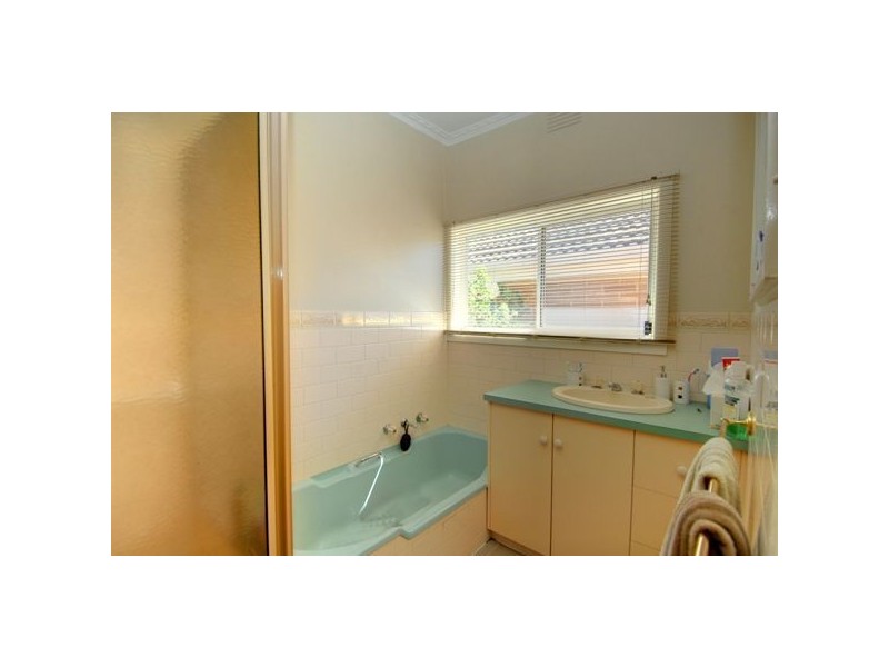 48 Stamford Street, Wendouree VIC 3355