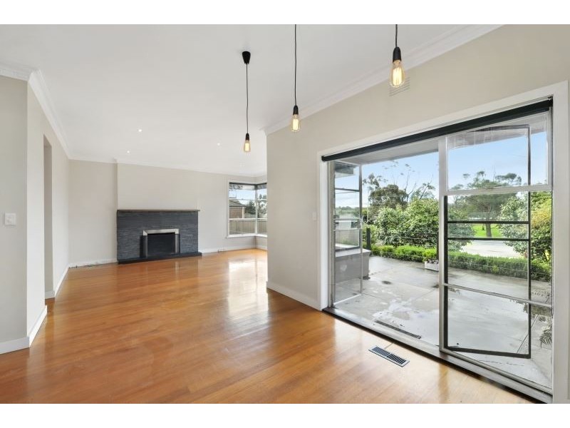 818 Geelong Road, Canadian VIC 3350