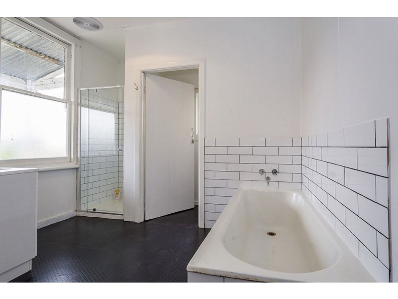 165 Scott Parade, Ballarat East VIC 3350