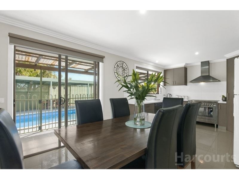 128 Hayes Drive, Smythes Creek VIC 3351
