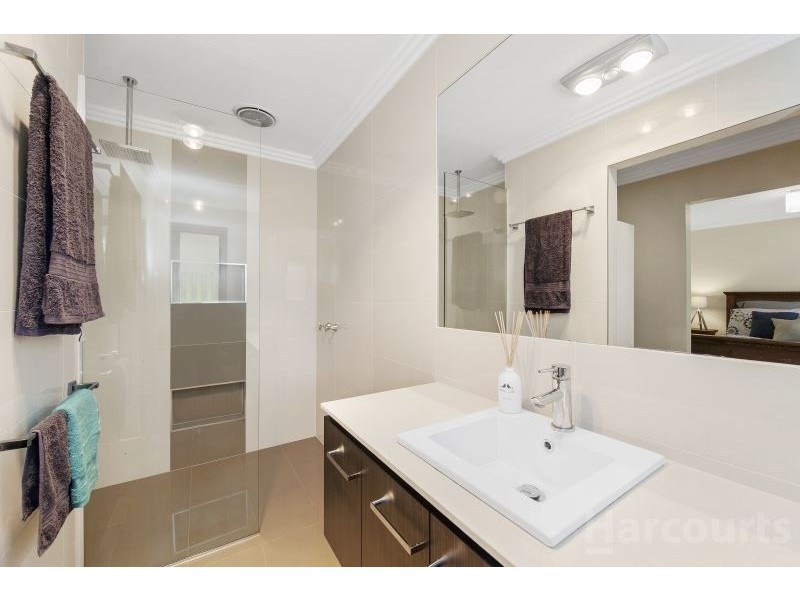 128 Hayes Drive, Smythes Creek VIC 3351