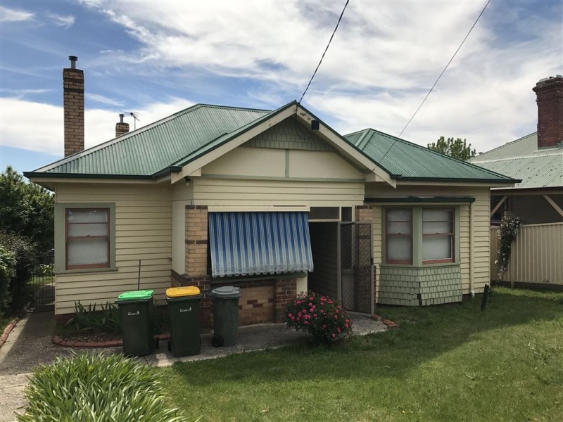 703 Neill Street, Soldiers Hill VIC 3350