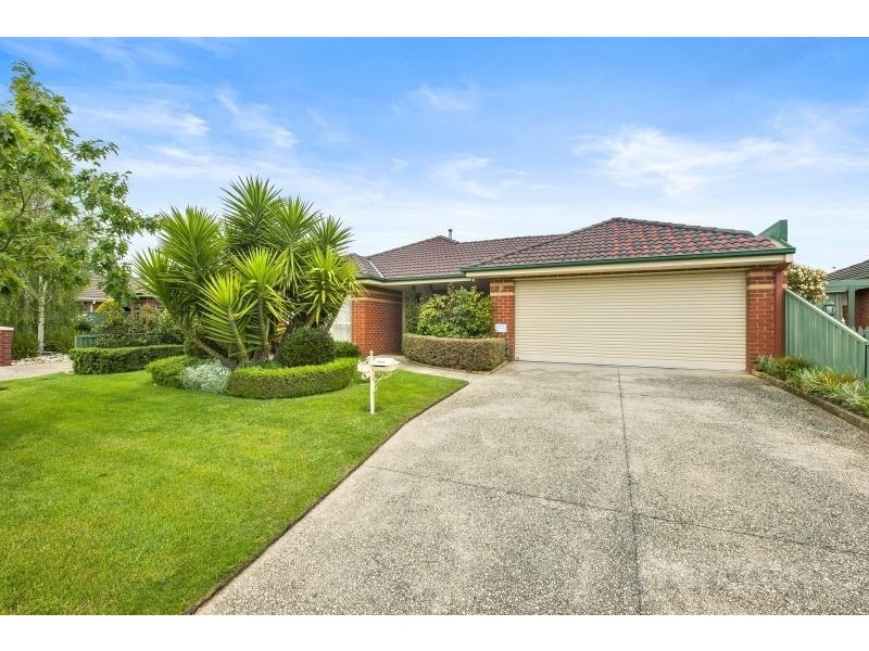 7 Twyford Avenue, Lake Gardens VIC 3355