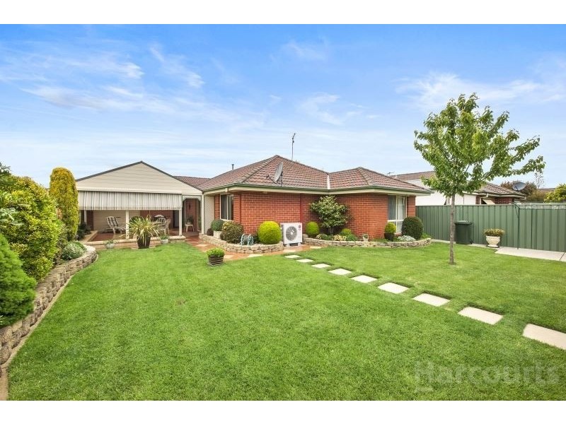 7 Twyford Avenue, Lake Gardens VIC 3355