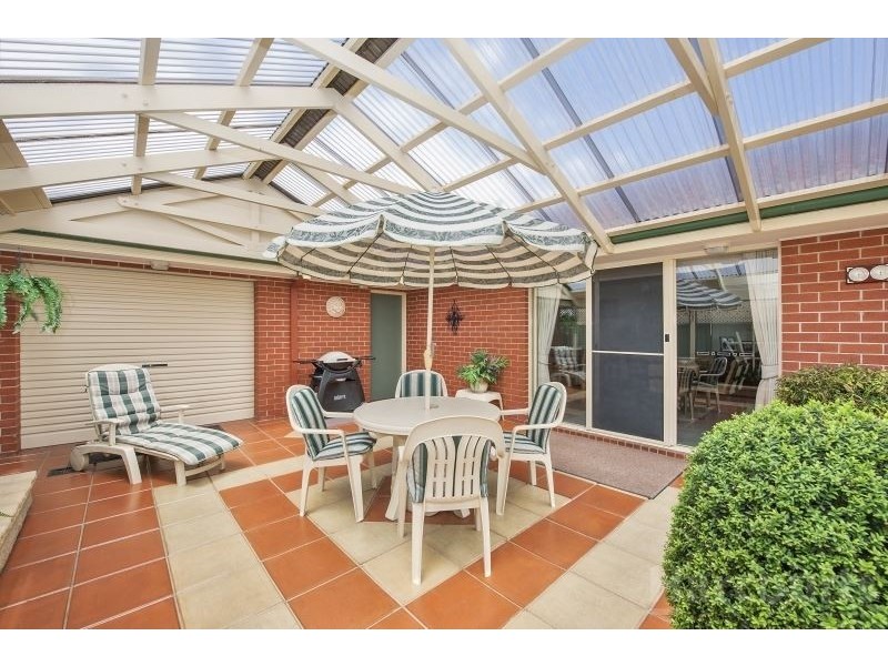 7 Twyford Avenue, Lake Gardens VIC 3355