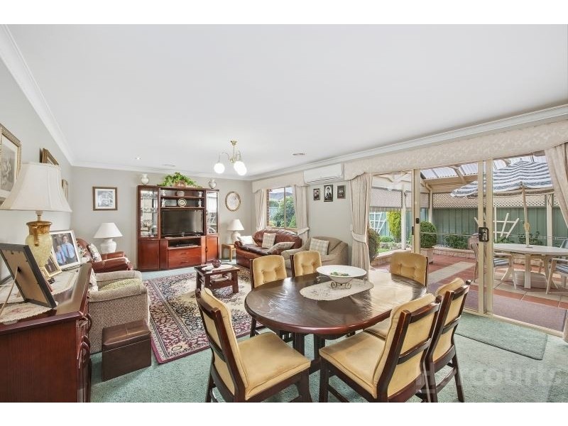 7 Twyford Avenue, Lake Gardens VIC 3355