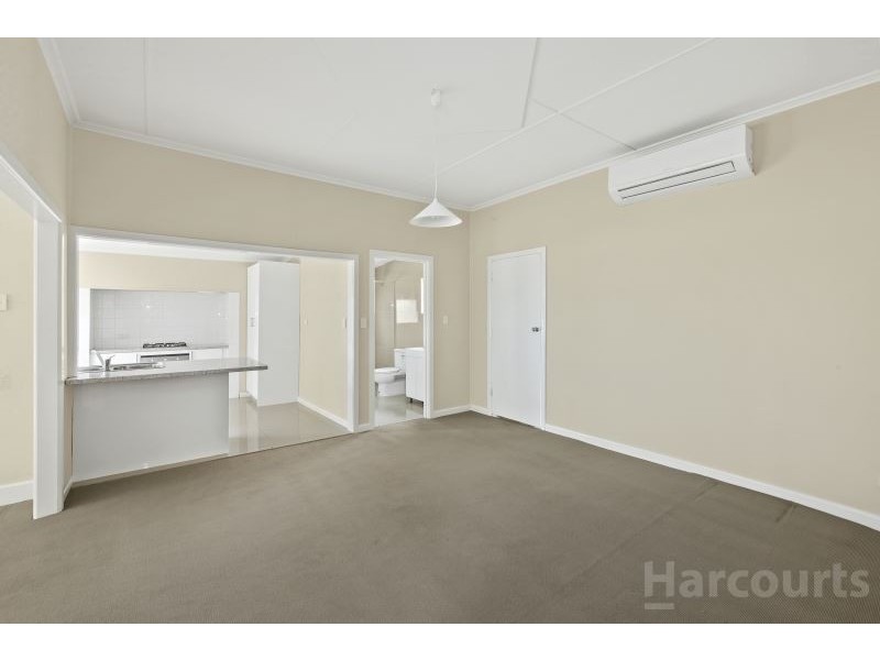 15 Peake Street, Golden Point VIC 3350