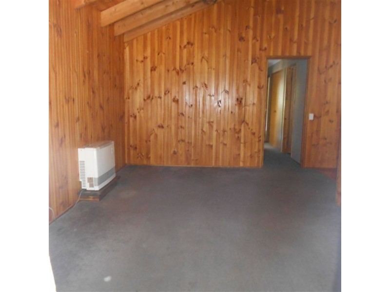 3 Elsworth St, Canadian VIC 3350