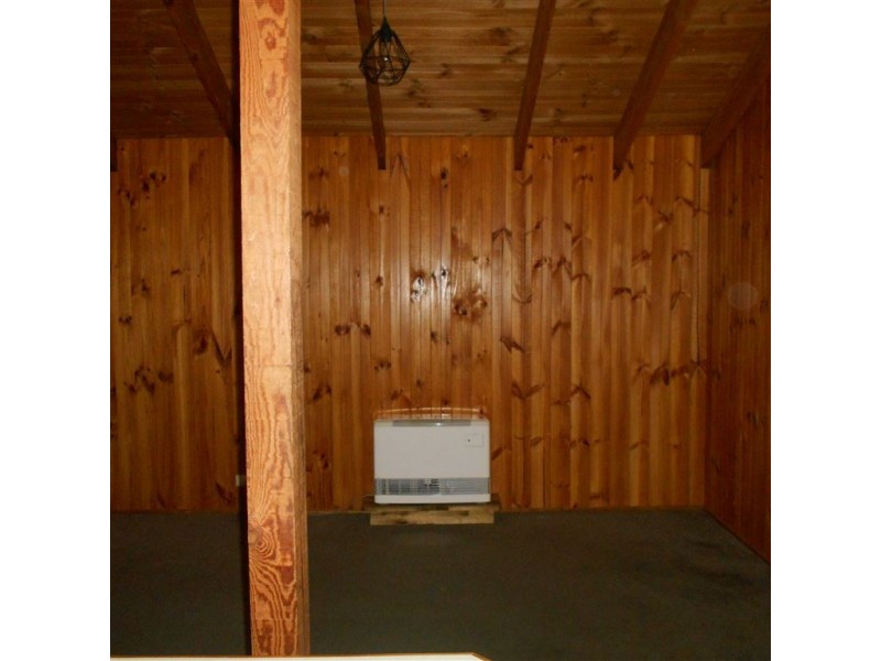 3 Elsworth St, Canadian VIC 3350