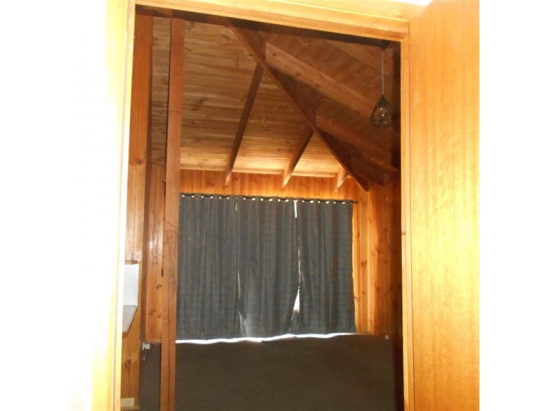 3 Elsworth St, Canadian VIC 3350