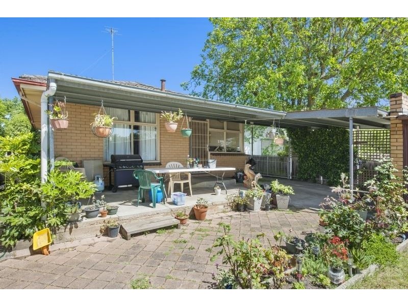 509 Ascot Street South, Redan VIC 3350