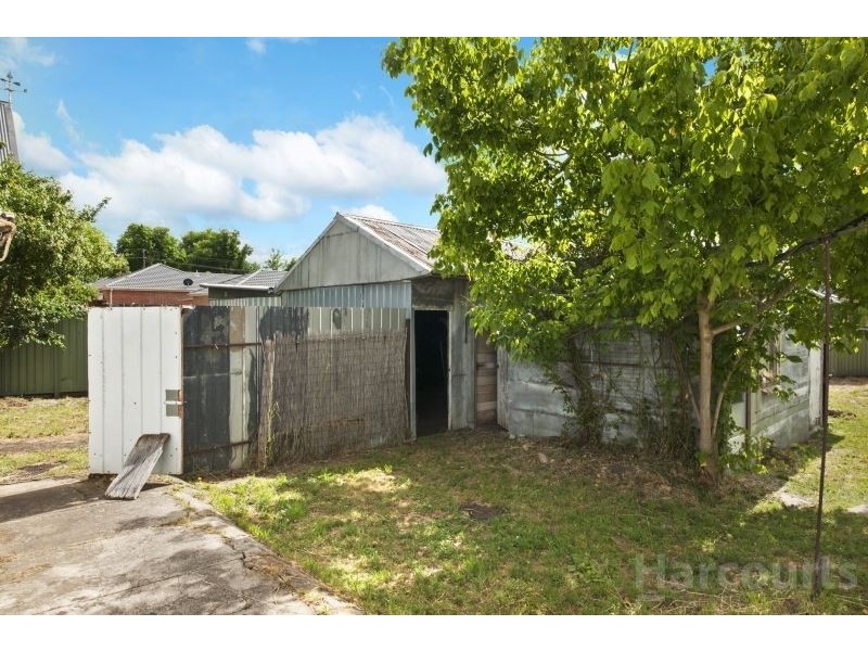 805 Ripon Street South, Redan VIC 3350