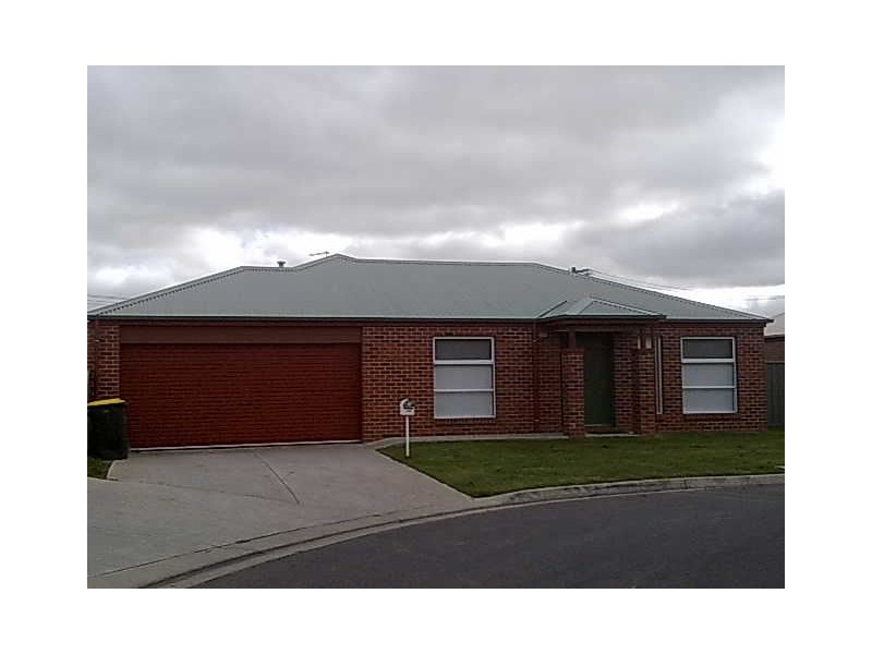 103 McNulty Drive, Wendouree VIC 3355