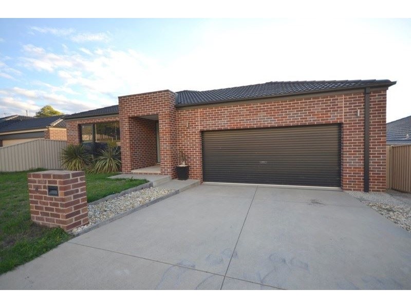 4 Cecile Court, Ballarat East VIC 3350